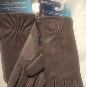 Isotoner Signature Genuine Leather Touchscreen